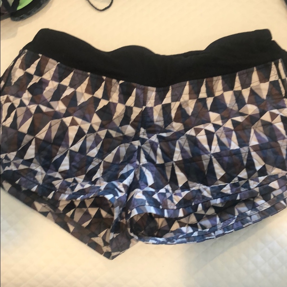 Lululemon quilted pattern shorts